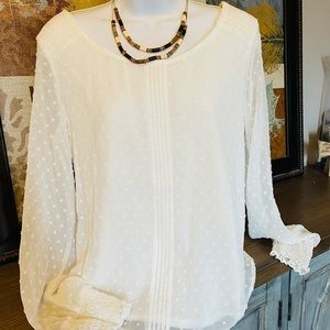 Lauren Conrad LC size Small long sleeve cream blouse